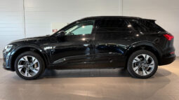 
										Audi E-Tron 50 Quattro full									