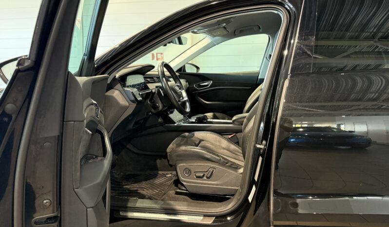 
								Audi E-Tron 50 Quattro full									