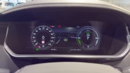 
										Land Rover Range Rover P400e Automatic full									