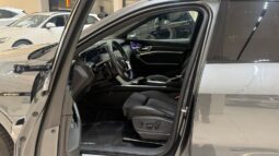 
										Audi E-Tron 55 Quattro full									