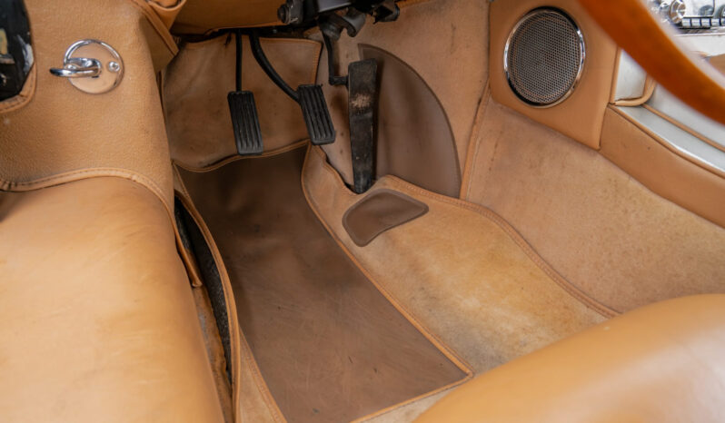 
								Jaguar E-Type Series I 3.8 Coupé full									