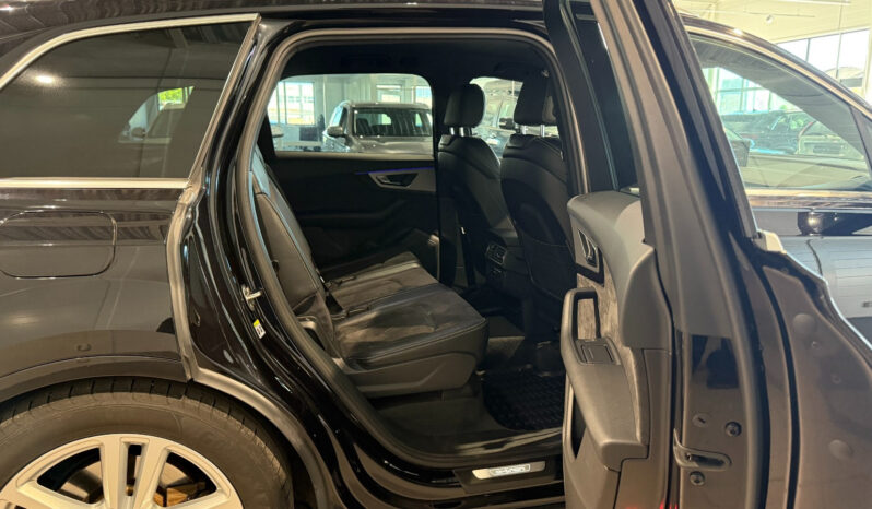 
								Audi Q7 e-Tron 3.0 TDI Quattro TipTronic full									