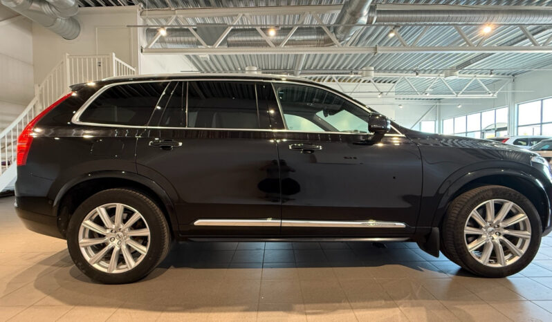 
								Volvo XC90 T8 TwEn AWD Geartronic full									