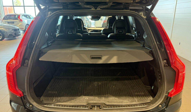 
								Volvo XC90 T8 TwEn AWD Geartronic full									