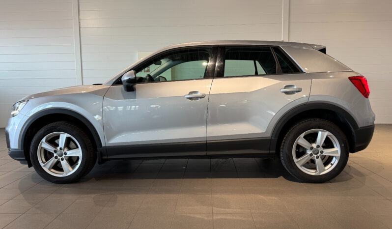 
								Audi Q2 1.4 TFSI COD S Tronic full									