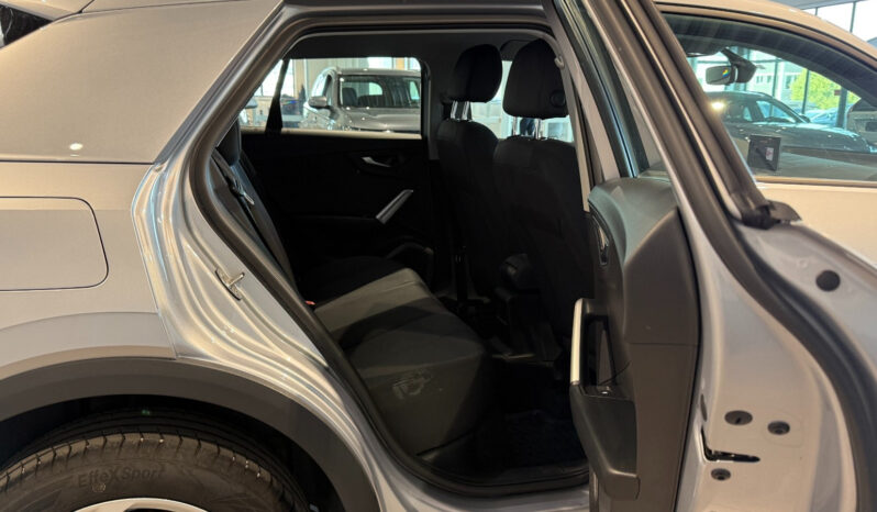 
								Audi Q2 1.4 TFSI COD S Tronic full									