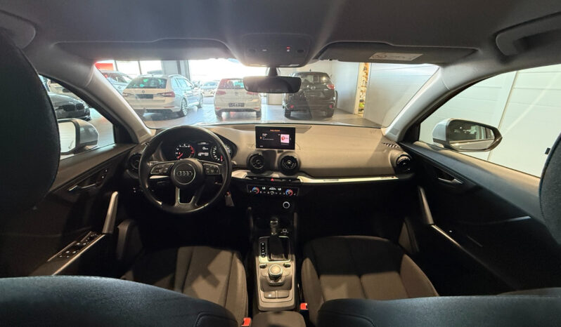 
								Audi Q2 1.4 TFSI COD S Tronic full									