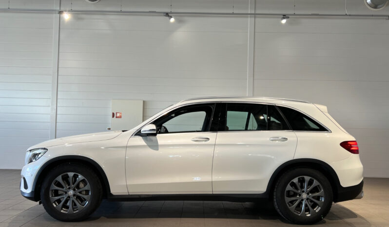 
								Mercedes-Benz GLC 350 e 4MATIC 7G-Tronic Plus full									