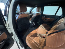 
										Mercedes-Benz GLC 350 e 4MATIC 7G-Tronic Plus full									