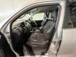 
										Toyota Land Cruiser Prado full									