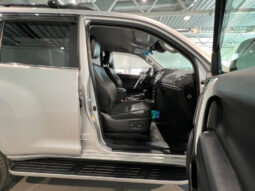 
										Toyota Land Cruiser Prado full									