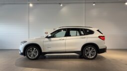 
										BMW X1 xDrive20i Steptronic full									