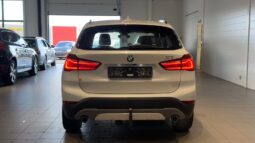 
										BMW X1 xDrive20i Steptronic full									