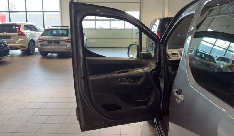 
								Citroën Berlingo full									