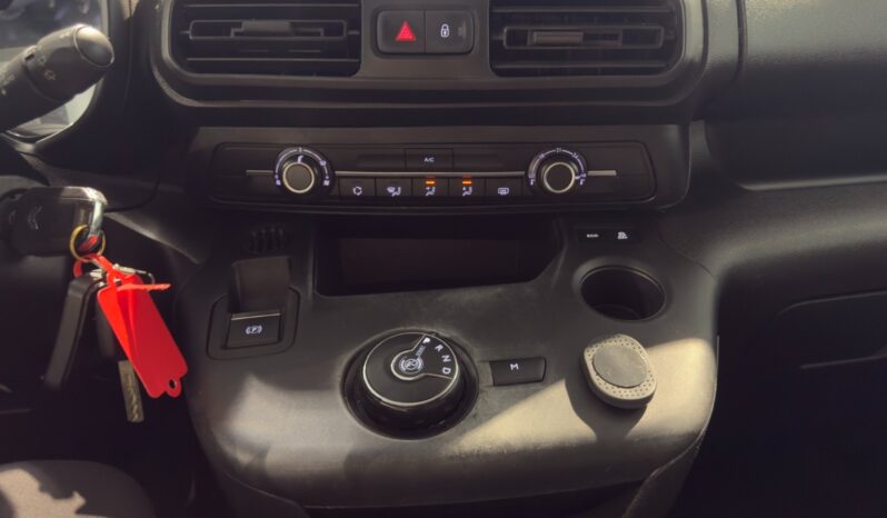 
								Citroën Berlingo full									