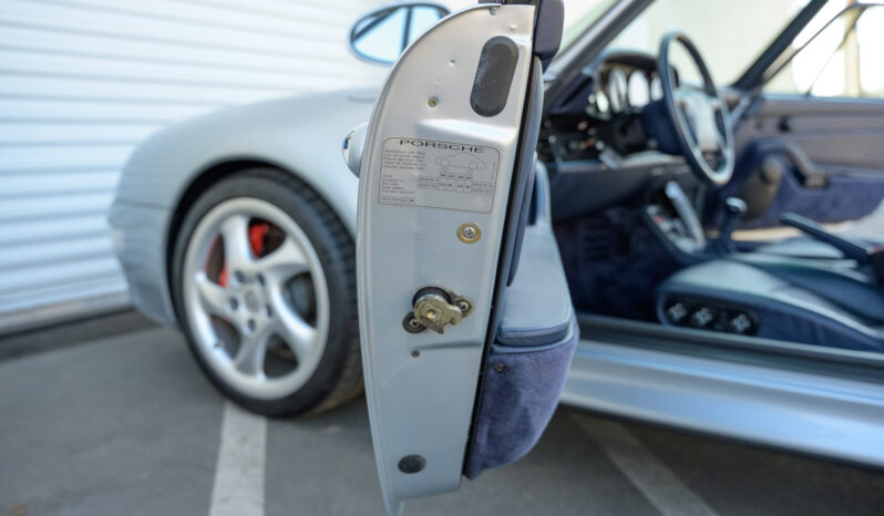 
								1995 Porsche 911 Turbo (993) — German Market full									